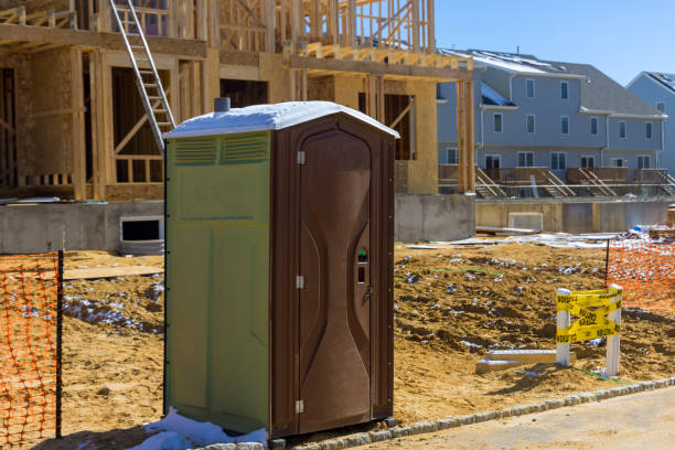 Best Emergency porta potty rental  in Clare, MI